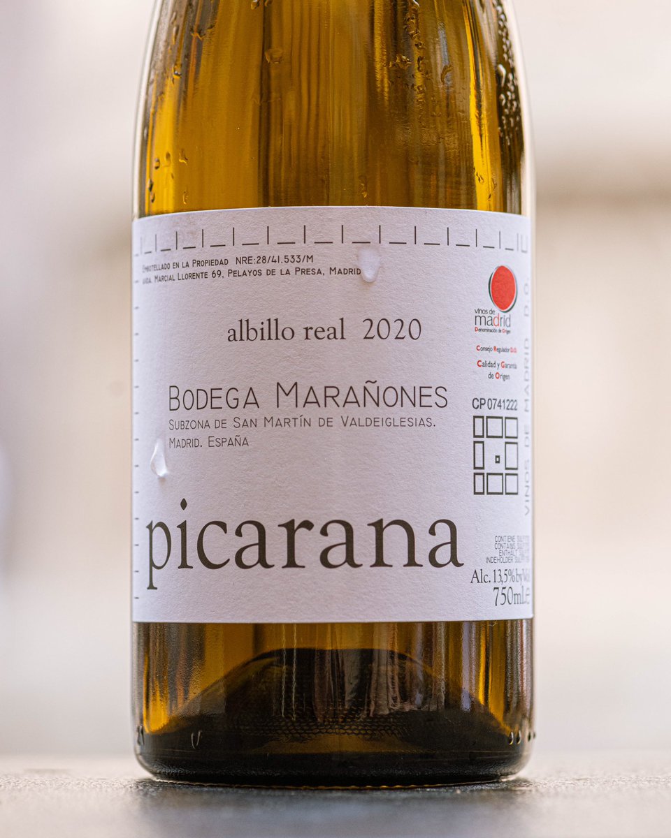 Marañones es una bodega de referencia de la Sierra de Gredos dirigida por Pedro Ruiz Aragoneses, CEO de Alma Carraovejas. Su Picarana 2020 es un singular albillo real, del que sólo se han elaborado 9.200 botellas. En el Festival Orígenes. #vinodeldía bit.ly/3Z9ya7D