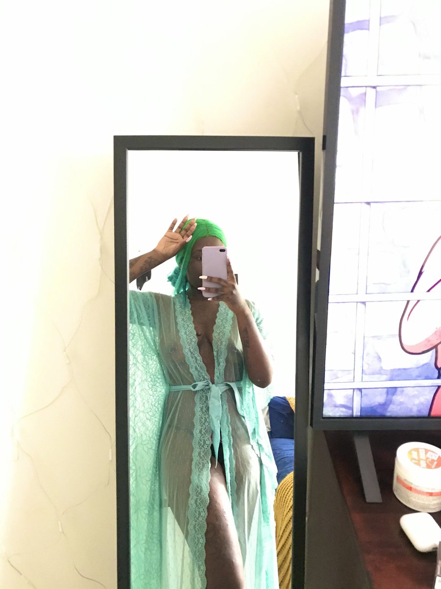 DOMMEXXX666's tweet photo. I’ve had a productive morning and now I’m here to drain you weak subs 😋

• findom • paypig • BNWO • domme • femdom • https://t.co/Io53sC7qtl