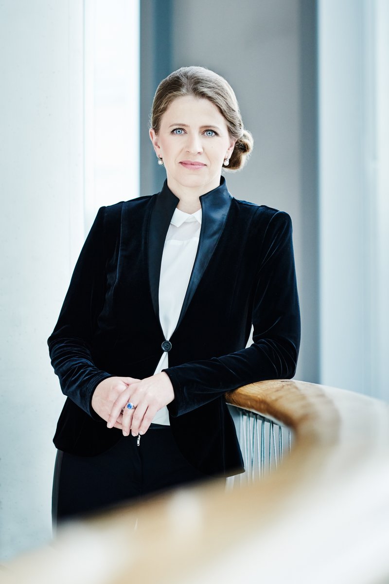 Kristiina Poska, prochaine directrice de l'Orchestre Français des Jeunes

L'Orchestre Français des Jeunes est très heureux d'annoncer la désignation de Kristiina Poska en tant que directrice musicale à partir de l'été 2025 🎉🎉

<a href="/HarrisonParrott/">HarrisonParrott Group</a> <a href="/francemusique/">France Musique</a> #ofj