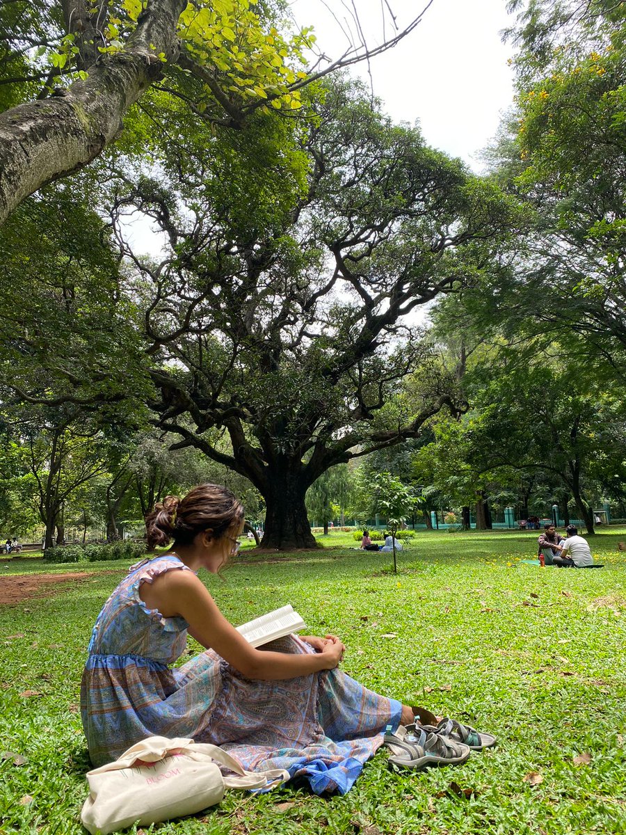 36th CubbonReads : A harmonious day of reading, nature, and community. Children's adventures, blooming flowers, and the rustling leaves created a joyful symphony. Encouraging citizen-led communities, let's preserve our reading oasis. Embrace literature's bond with nature. 📚🌼