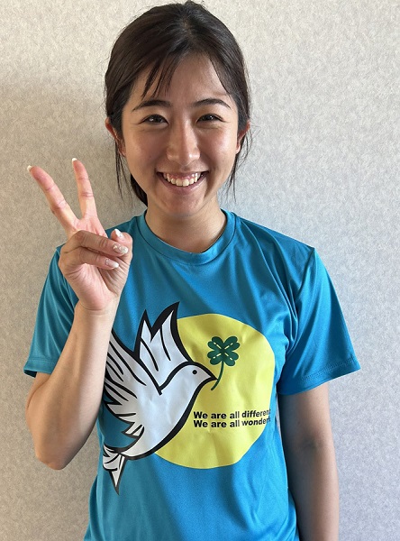 sponichikeiba's tweet photo. 秋競馬が開幕！TRも始まりGⅠもすぐそこ、スポニチも企画や情報を充実させていきます。
第3弾は #今村聖奈 騎手デザインのチャリティーTシャツを1名様に。サイズはSのみとなります。

【応募方法】
☑本アカウントをフォロー
☑この投稿をいいね・RT！

⏰ご応募は9/25まで https://t.co/a7JLcwahMl
