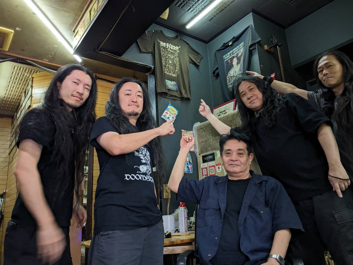 defiledjapan's tweet image. 本日は千葉は船橋にあるスタジオネストで次作のミキシングファイナル。名エンジニアの菊池賢治さんと。約1年掛けて何度もミキシング作業をしてきましたが遂に完成。長い道のりでしたがきっと皆さまにも満足頂ける作品になると思います。リリースは来年か再来年？か？なるべく早くお届けしたいです。