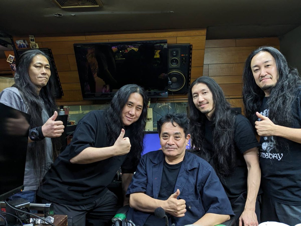 defiledjapan's tweet image. 本日は千葉は船橋にあるスタジオネストで次作のミキシングファイナル。名エンジニアの菊池賢治さんと。約1年掛けて何度もミキシング作業をしてきましたが遂に完成。長い道のりでしたがきっと皆さまにも満足頂ける作品になると思います。リリースは来年か再来年？か？なるべく早くお届けしたいです。