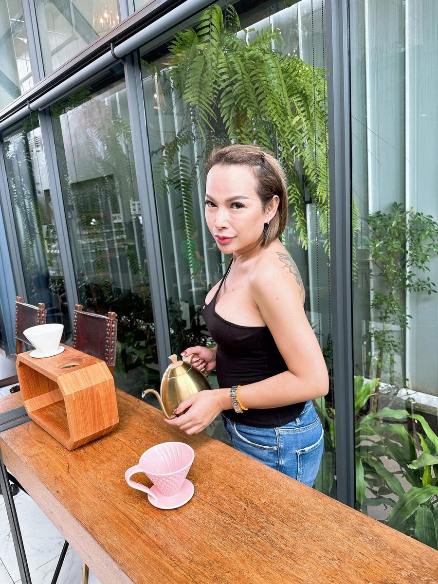 janny696969's tweet photo. กินกาแฟมันขม กินนมดีกว่า #หนองคาย https://t.co/oAXZlZuA2n