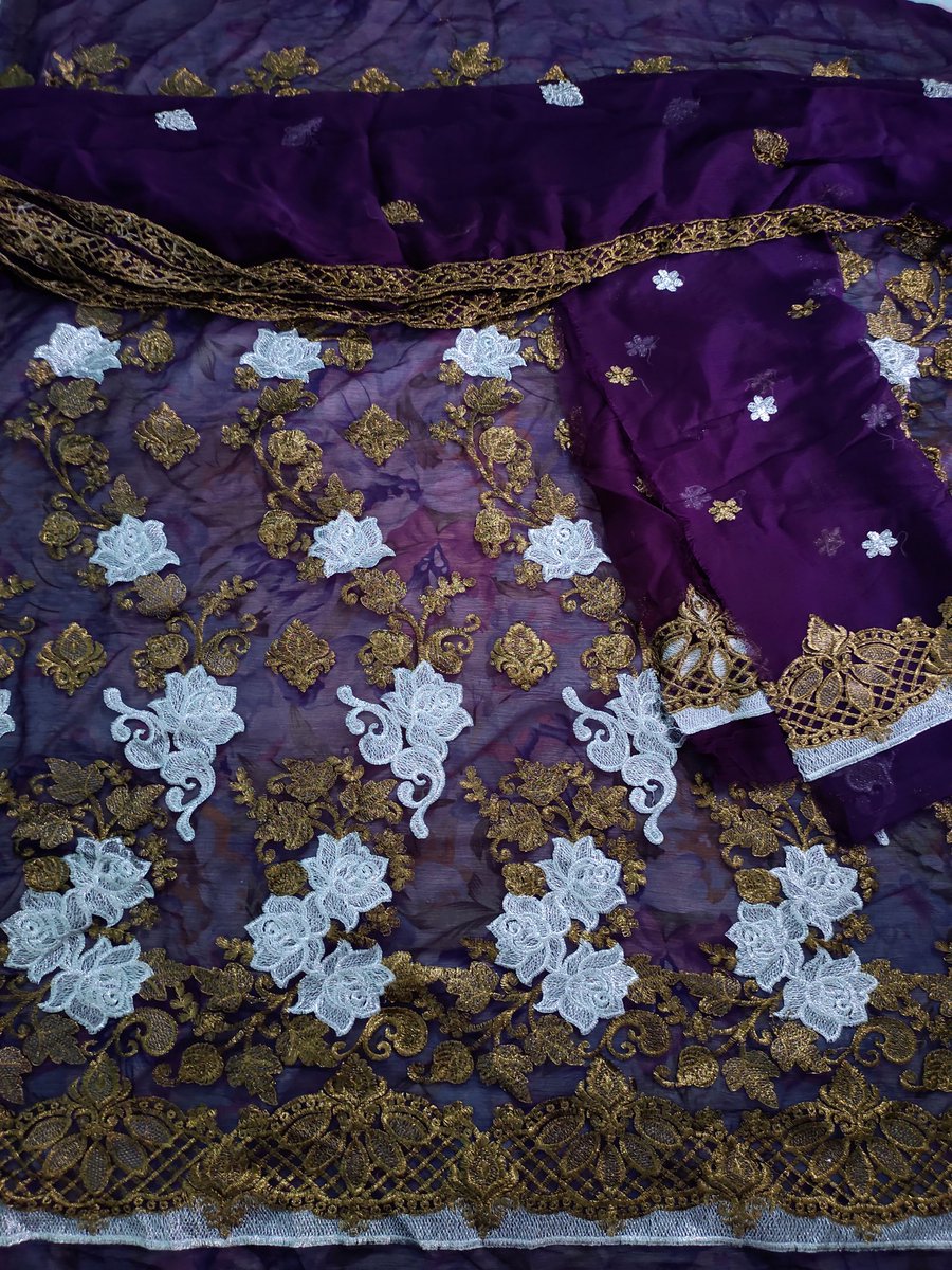 ZaishaK77865190's tweet image. Unstitched suits #twitter #Islam #PowerOfSmart #AllahuAkbar