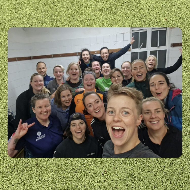 Numbers growing with players of all levels joining the women+ team. Play sports, make friends, and have fun. If you’d like to give it a go, slide into our DMs to join us for training Mondays and Wednesdays, 19.00-21.00, in The High School. All welcome.