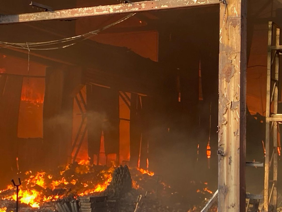 Today as a result of a night attack by Russian troops, the humanitarian aid warehouse of Caritas-Spes Ukraine in #Lviv was destroyed. The employees haven`t got injured, the warehouse and everything in it burned to the ground. 300 tons of humanitarian supplies were burned.