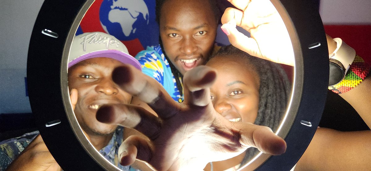 It is a Teachings Tuesday na mbogi @ShattaTikiTaka , <a href="/AQtee/">Ann Q-tee</a>  na @taxindeej. U dea?

#WaksTikiTaka
#RadioNumberOne