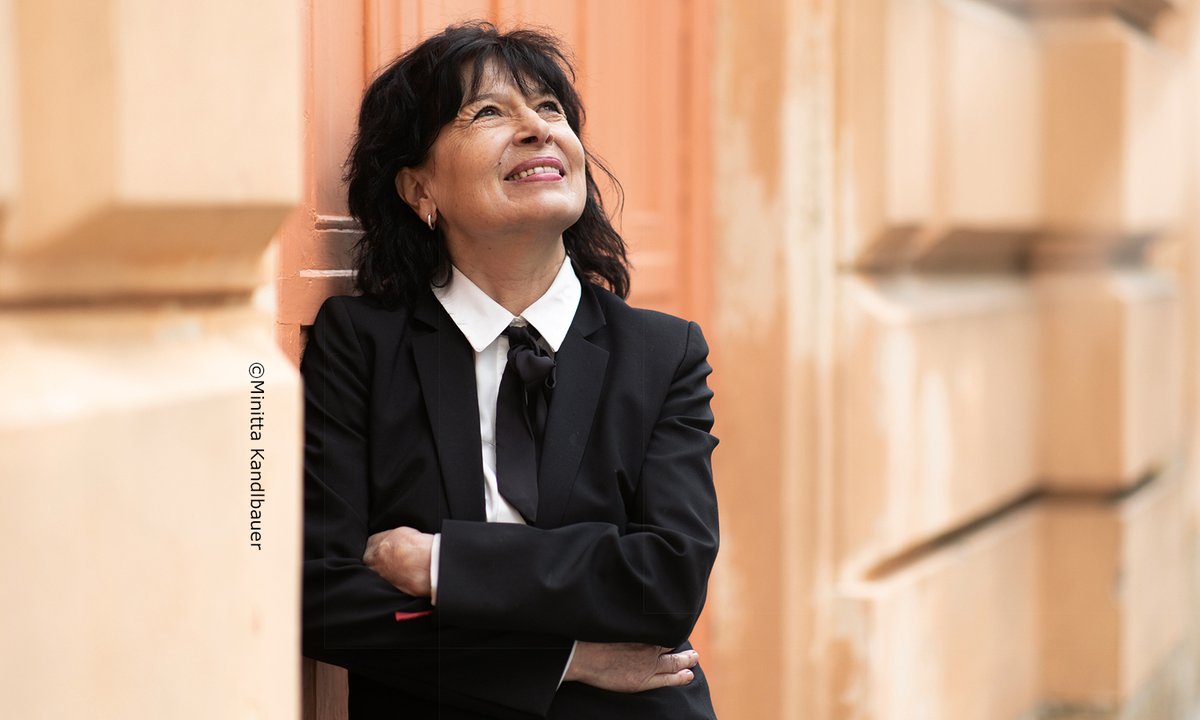 Wir freuen uns auf die morgige Lesung mit Monika Helfer aus ihrem neuen Roman "Die Jungfrau". Gabriele Wild wird den Abend moderieren und mit der Autorin ein Gespräch führen. Mittwoch, 20.09., 19 Uhr!
Mehr Infos unter literaturhaus-am-inn.at/veranstaltunge…