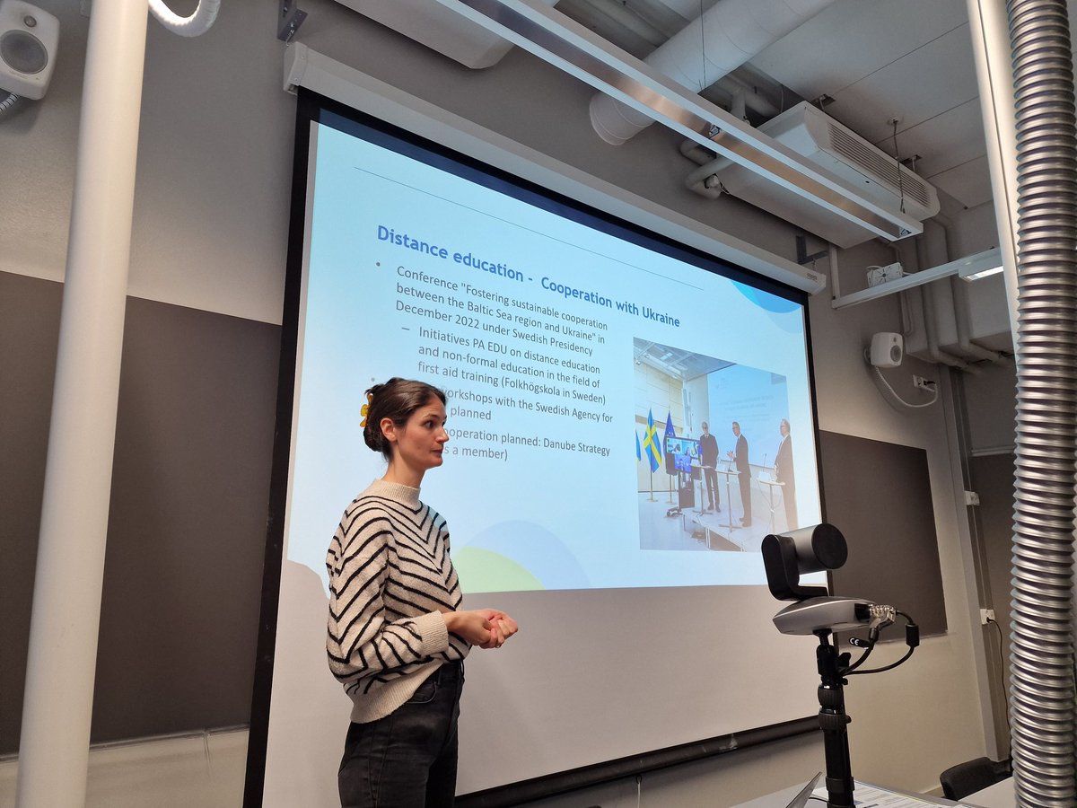 BalticInstitute's tweet photo. Pleasure to host insightful and fruitful exchange last week on (post-covid) #digitalisation and #medialiteracy in schools in the Baltic Sea region 🇸🇪🇩🇰🇪🇪🇱🇹🇱🇻🇫🇮. Organized in connection with DiLiPoCo project by @TampereUni @Tamperekaupunki and us. https://t.co/ePelCckSuL