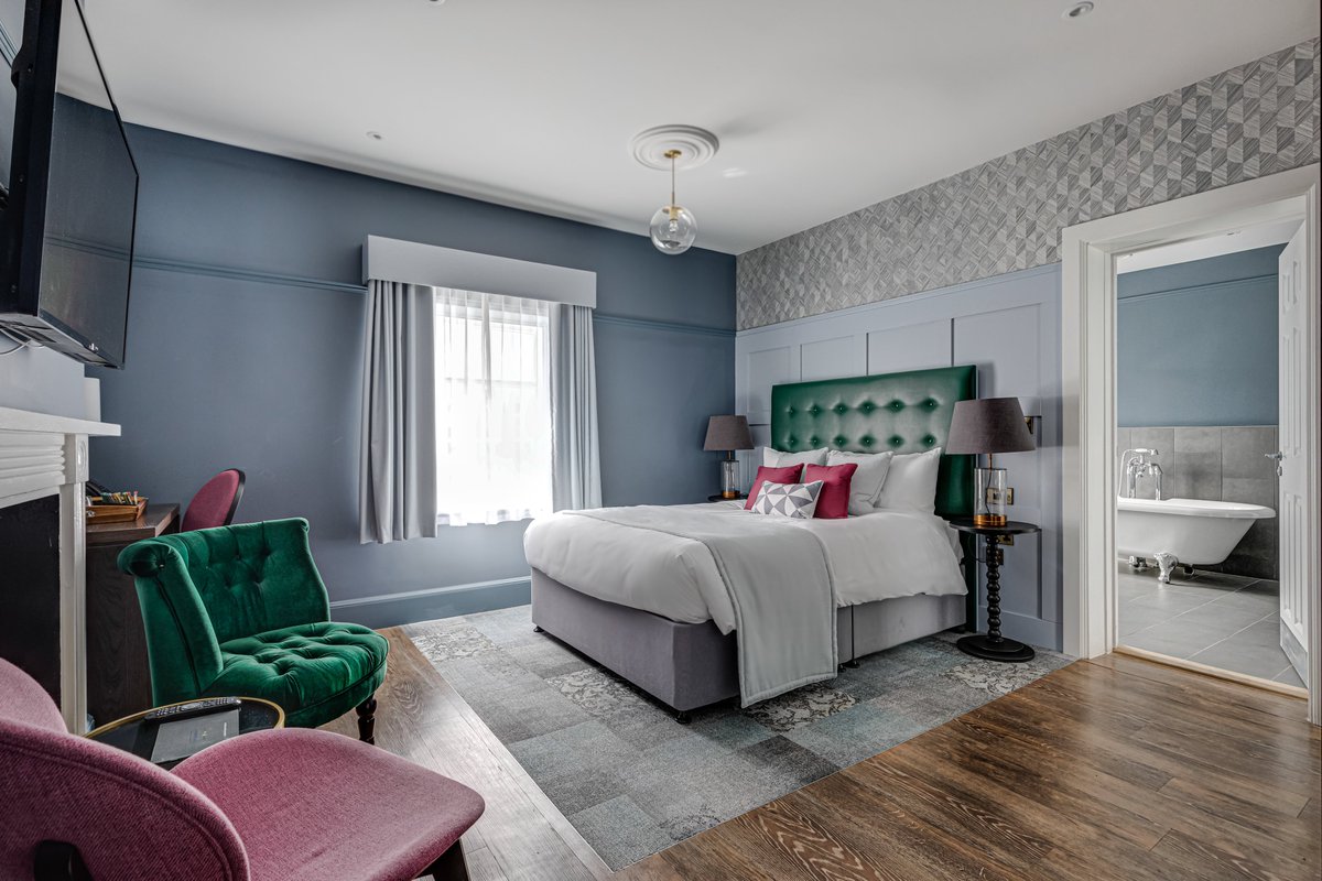 St Martins Lodge Leicester tweet media