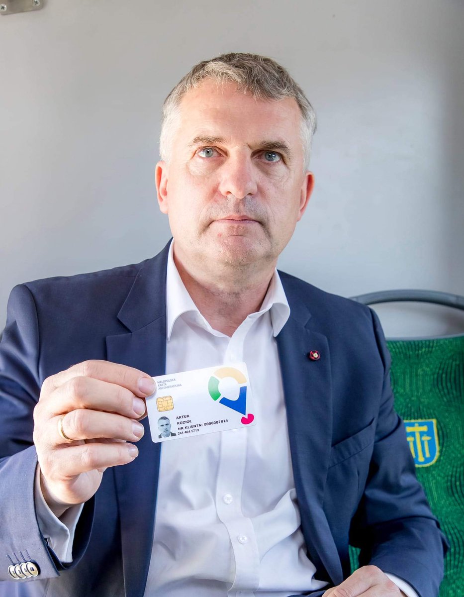 Należy zlikwidować strefy biletowe w obrębie Metropolii i znieść bariery cenowe dzielące jej mieszkańców.