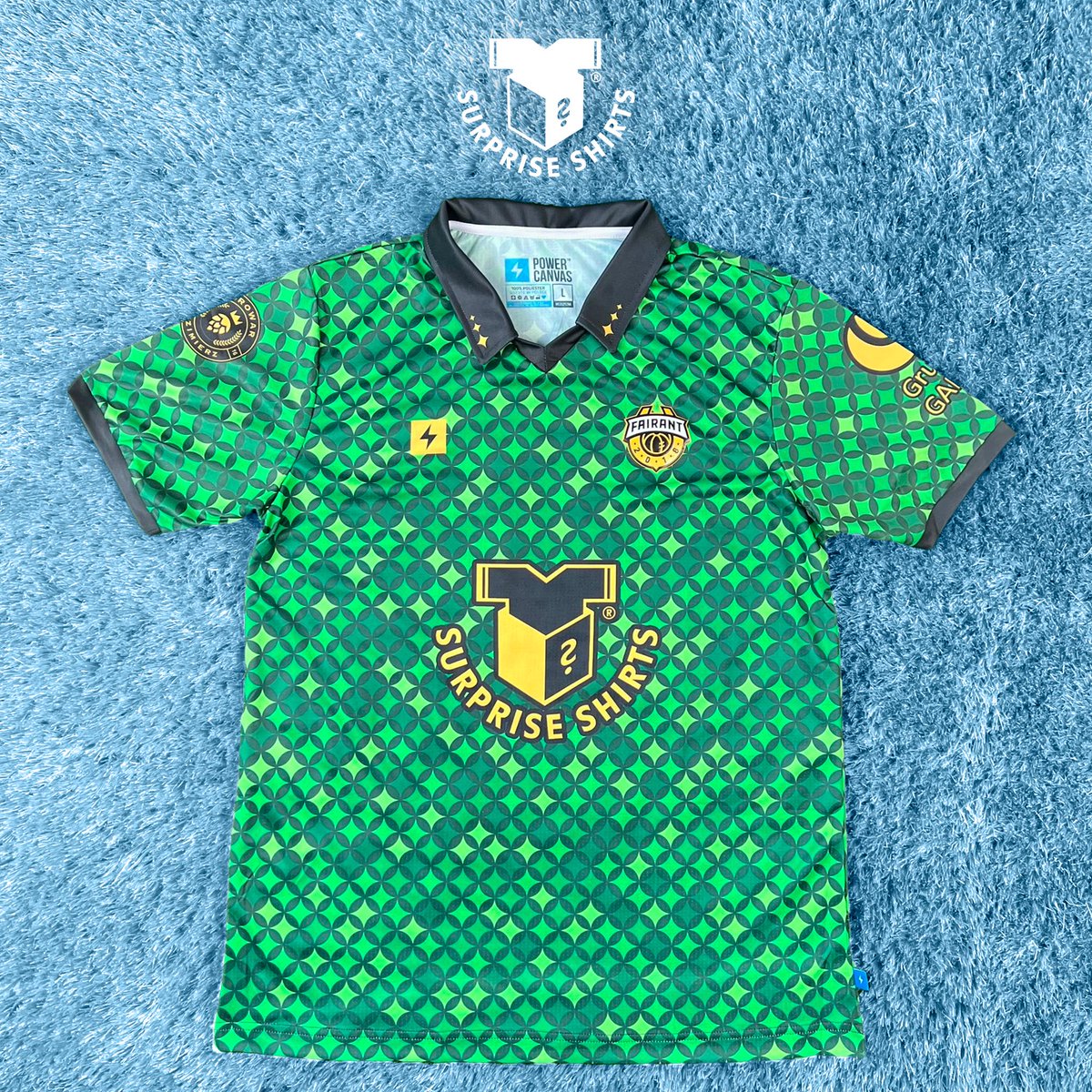 GIVEAWAY TIME! 👀

Win the stunning Fairant Krakow 23/24 3rd shirt 🤩🇵🇱

How to enter 👇
♻️ Repost
✅ Follow <a href="/SurpriseShirts/">Surprise Shirts</a> &amp; <a href="/SF_Fairant/">SF Fairant Kraków</a> 
💬 Comment your size

Good luck 💚🖤
