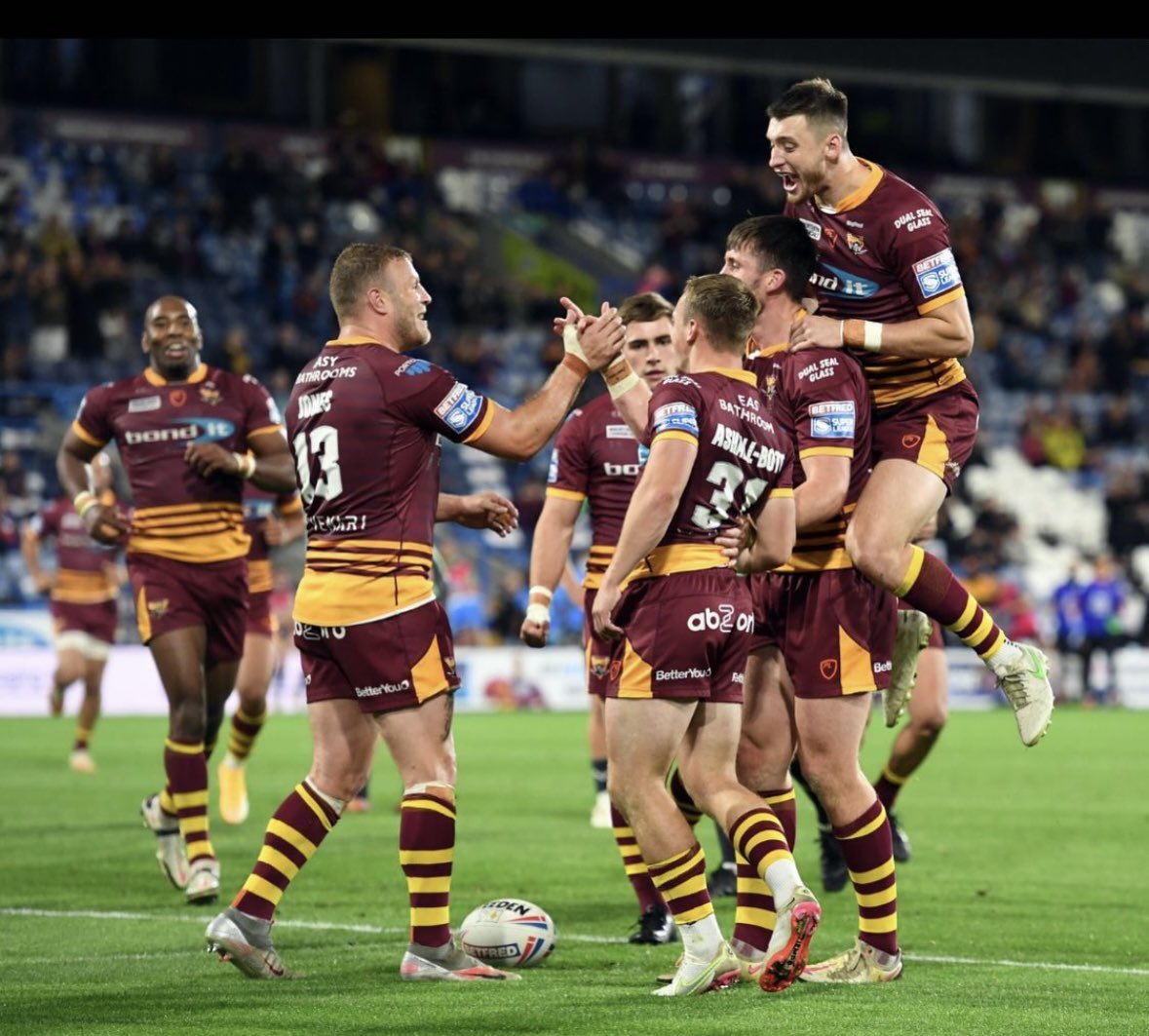 Josh Jones tweet media