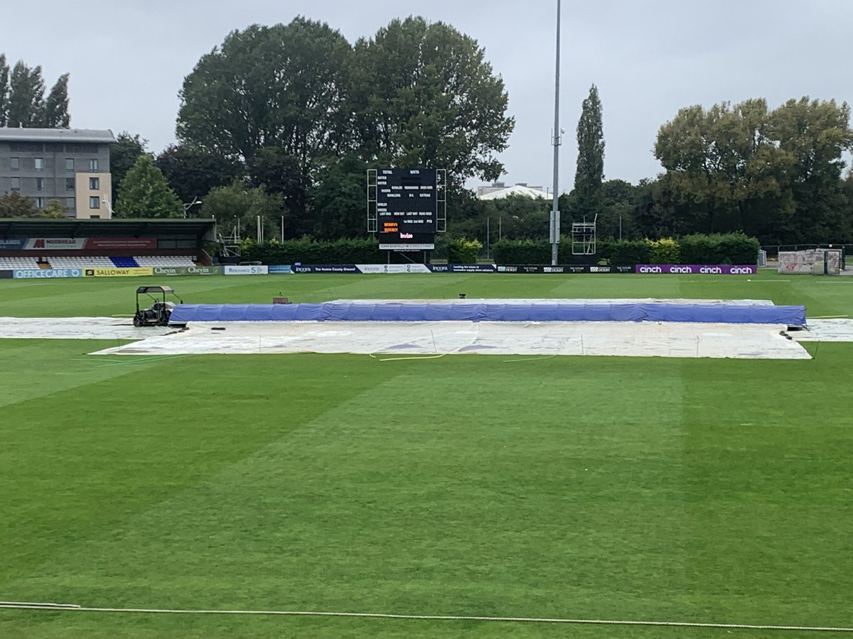 At Derbyshire CCC; prospects of play is poor with the square/pitch covered and more rain due 
.
#countycricket #cricket #englandcricket #lovecricket #testcricket #villagecricket #clubcricket #cricketer #cricketlife #cricketbat #england #cricketfever #cricketers #cricketlove