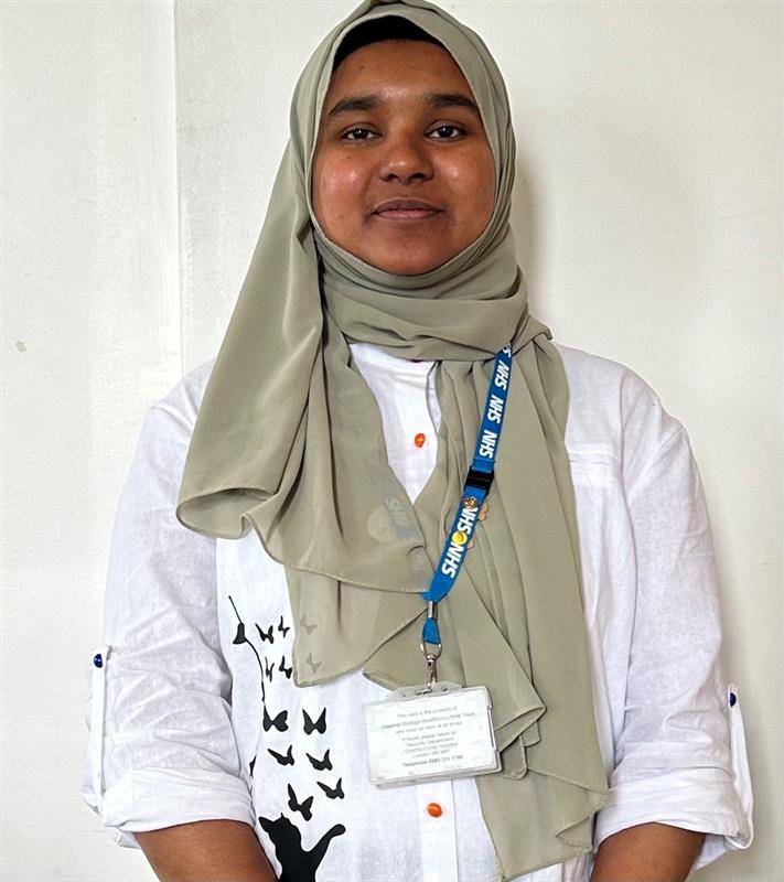NWLVirtualHosp's tweet image. Delighted and proud that NWLVH's very own Shamsiya has been awarded a scholarship for the Minerva Leadership Programme, for women working in digital healthcare. The future for our patients is in very safe hands.
