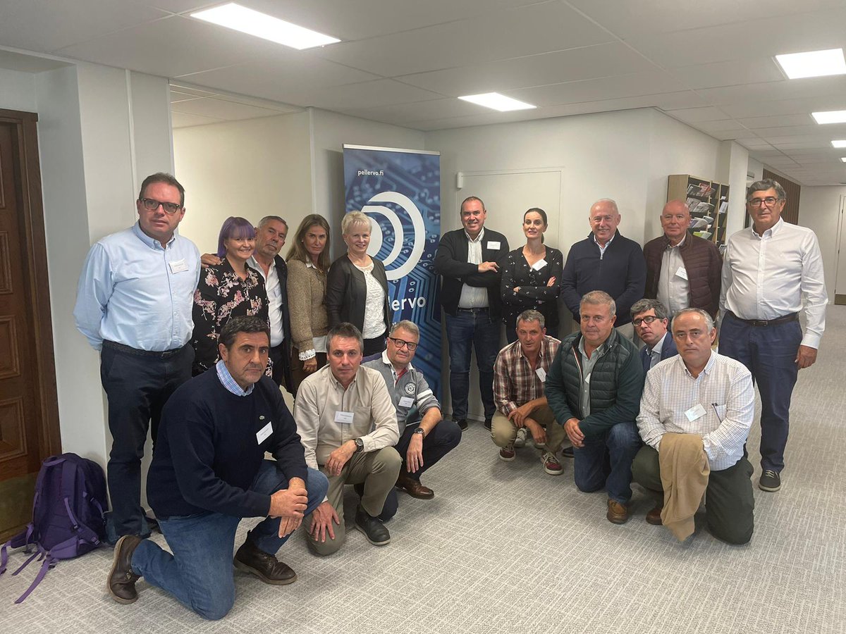 CooperativasExt's tweet photo. 🟢El consejo rector de @CooperativasExt visita #cooperativas de #Finlandia
➡️Objetivo: compartir experiencias de éxito y conocimientos
📌Cooperativa #Pellervo
➕Con @mapagob https://t.co/nsgPl4VeqE