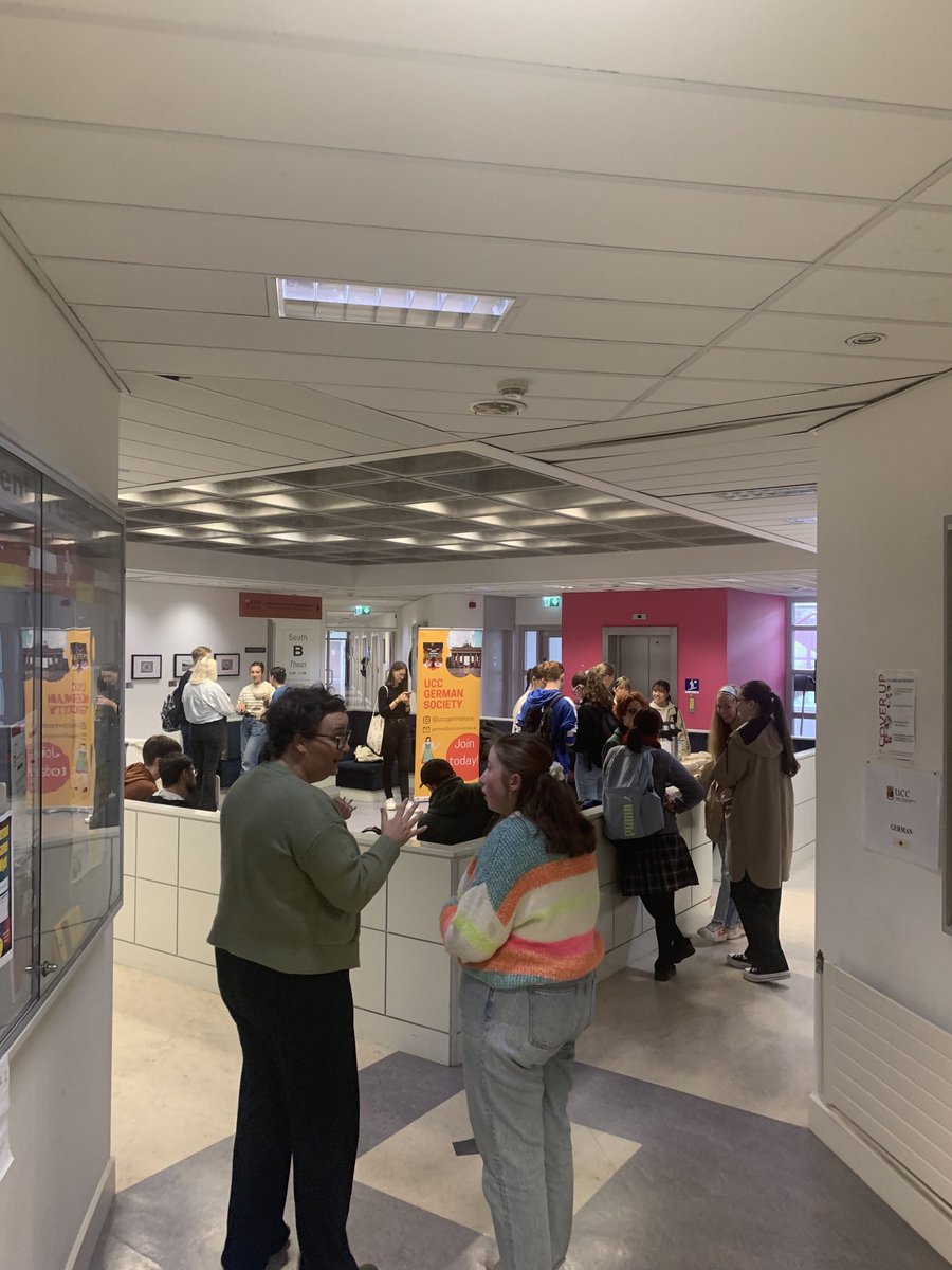 RLRMcGovern's tweet photo. Great turnout for the German Society Kaffee und Kuchen event. Lots of people from outside German Studies eager to engage and learn more. #SocietiesWeek @UCC https://t.co/N0uD3Mx9qP