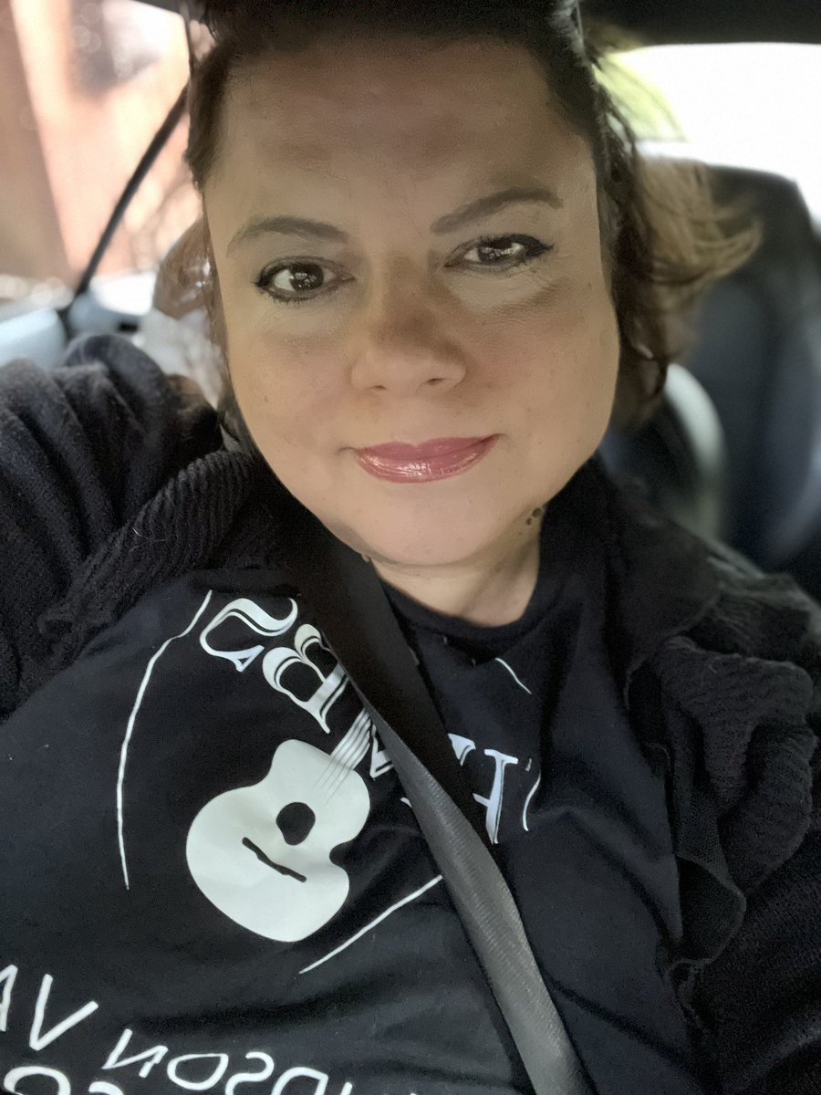 VirtualVoice2's tweet image. Life is good another new day! God Bless!