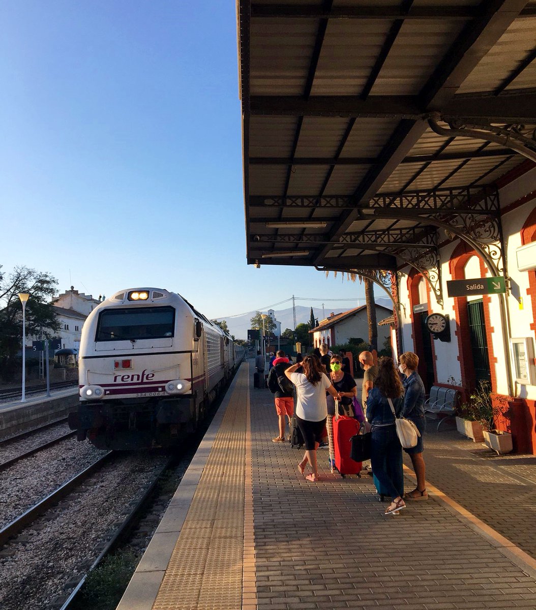 Los medios hablan de 'peticiones' para la #investidura
Los colectivos ferroviarios anhelamos que haya diputados/as que pidan #TREN para los territorios
#SemanaDeLaMovilidad
#EstudioInformativo YA,REAPERTURA YA
31/12/1984-19/9/2023 #14139díassintren #Guadix #Baza #Almanzora #Lorca