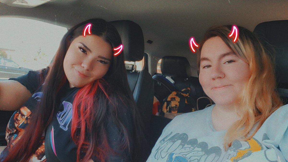 always have fun with these two 🖤