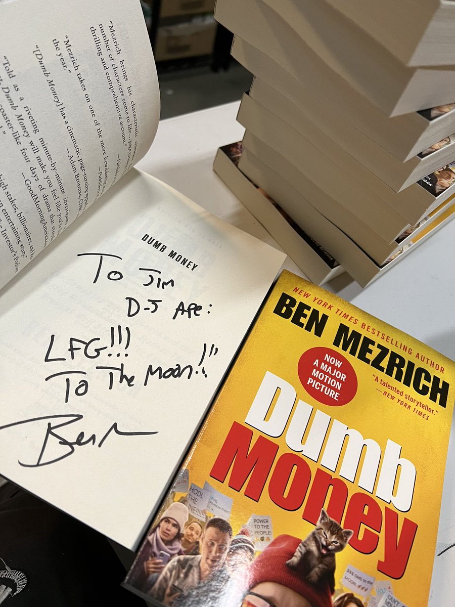 Hey apes, you’ve got me working hard this morning! You freaking rock. If anyone looking for signed books, I’m not gonna stop until GME and AMC are on the moon! Here’s the link for signed books from a wonderful indie book store: square.link/u/TxQL4oRq