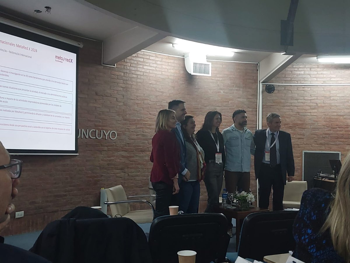 aceleralitoral's tweet image. Dentro de las actividades del día, participamos del Panel de Coordinadores de MetaRedX.

Durante el Panel de Emprendedores, Carlos Perez, presentó el caso de @BioHeuris, empresa de nuestro portfolio.

¡Muchas gracias por la invitación! 

#MetaRedX #Universia #UNCUYO