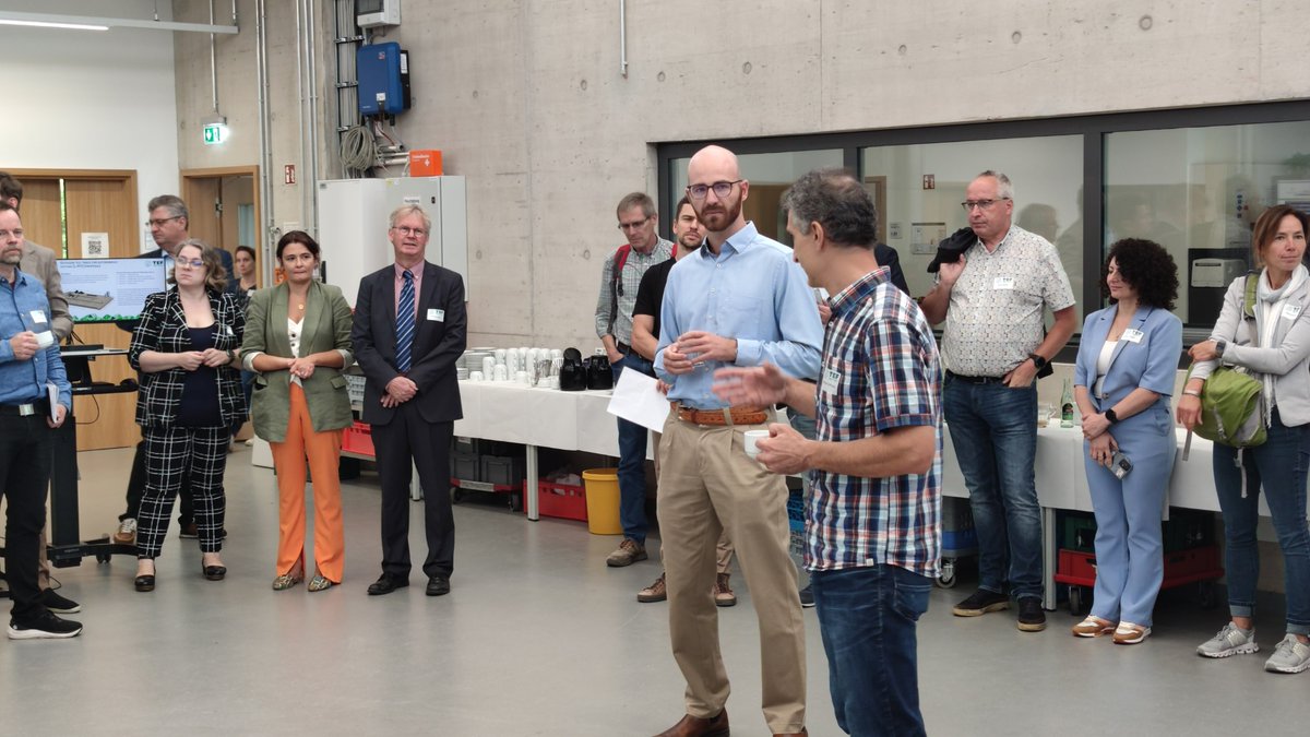 madtuirer's tweet image. 📢 Gradiant participa como entidad invitada en la reunión del proyecto #agrifoodTEF . agrifoodTEF está cofinanciado por  @DigitalEU y ofrecerá servicios de #prueba, #experimentación y #validación (servicios #TEF) a empresas orientadas al sector agroalimentario🐄🐐🐖👨‍🌾🥔🍅🚜📱💻