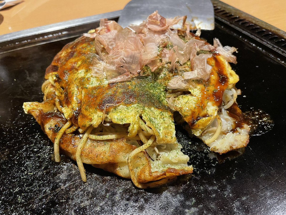 zeruden7's tweet photo. 夜ご飯は粉物が急に食べたくなってので食べました

ハイボール片手に粉物は最高でしたなぁ https://t.co/SylPKV8wgZ