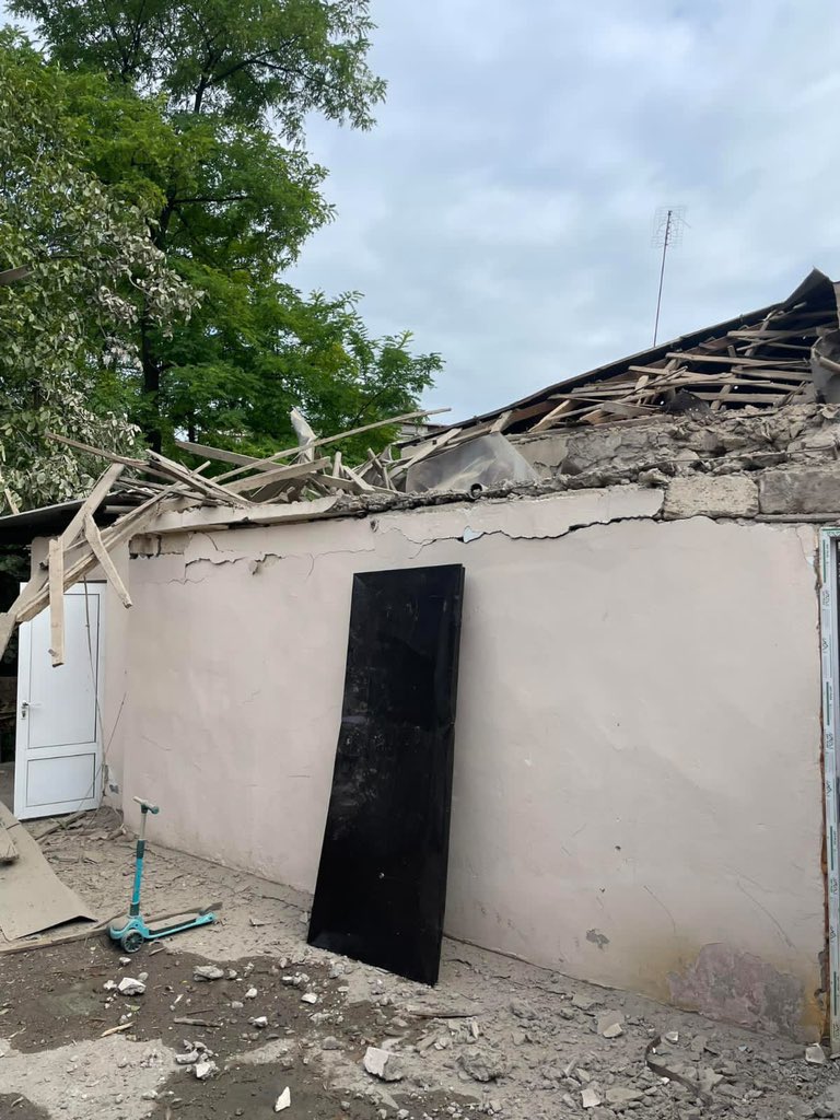 Gegham_Artsakh's tweet photo. UPDATED!
The number of civilian injuries has increased to 23. The recoded casualties among civilians are 2.
Azerbaijan continues its criminal offensive against Nagorno-Karabakh.
Civilian objects and infrastructure are also being targeted. https://t.co/Ia17xbI4i3
