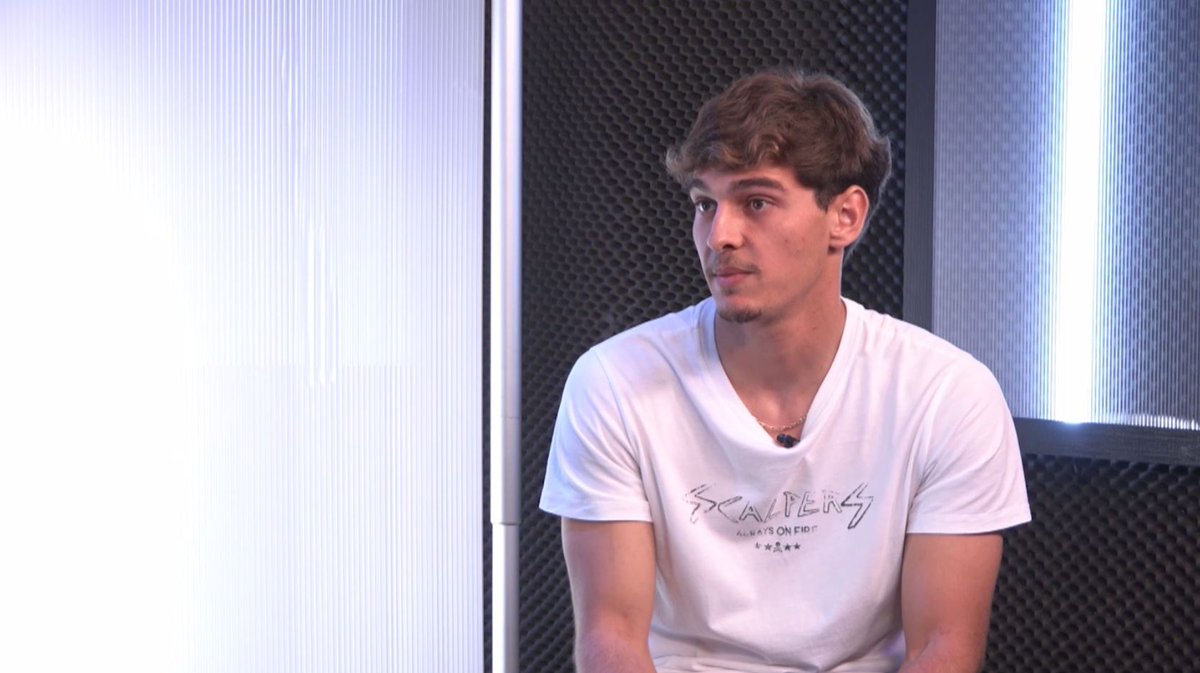 🟧Targeta Taronja 18-09-2023 
Parlem de la victòria de la <a href="/UEVic_/">Unió Esportiva Vic</a> a la #lligaelit, de l'inici de lliga del <a href="/FundacioUETona/">UE Tona</a> amb el jugador <a href="/GEscarrabill/">Guillem Escarrabill</a> , i parlem del <a href="/HandbolVic/">Club Handbol Vic</a> i el torneig d'inici de temporada.

👉canaltaronja.cat/osona/targeta-…