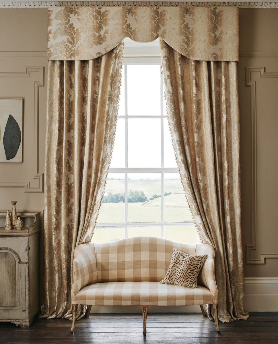 Curtaincraft's tweet photo. New Collection - Damasks from Colefax & Fowler.
Find out more about our bespoke soft furnishings including curtains, blinds, shutters and awnings at https://t.co/i8w6YsL51L or https://t.co/RbJYhbVBdO
#damasks #colefaxandfowler #fabric #fabricdesign #wallcoverings #wallpaper https://t.co/vjtl0zfv0Z