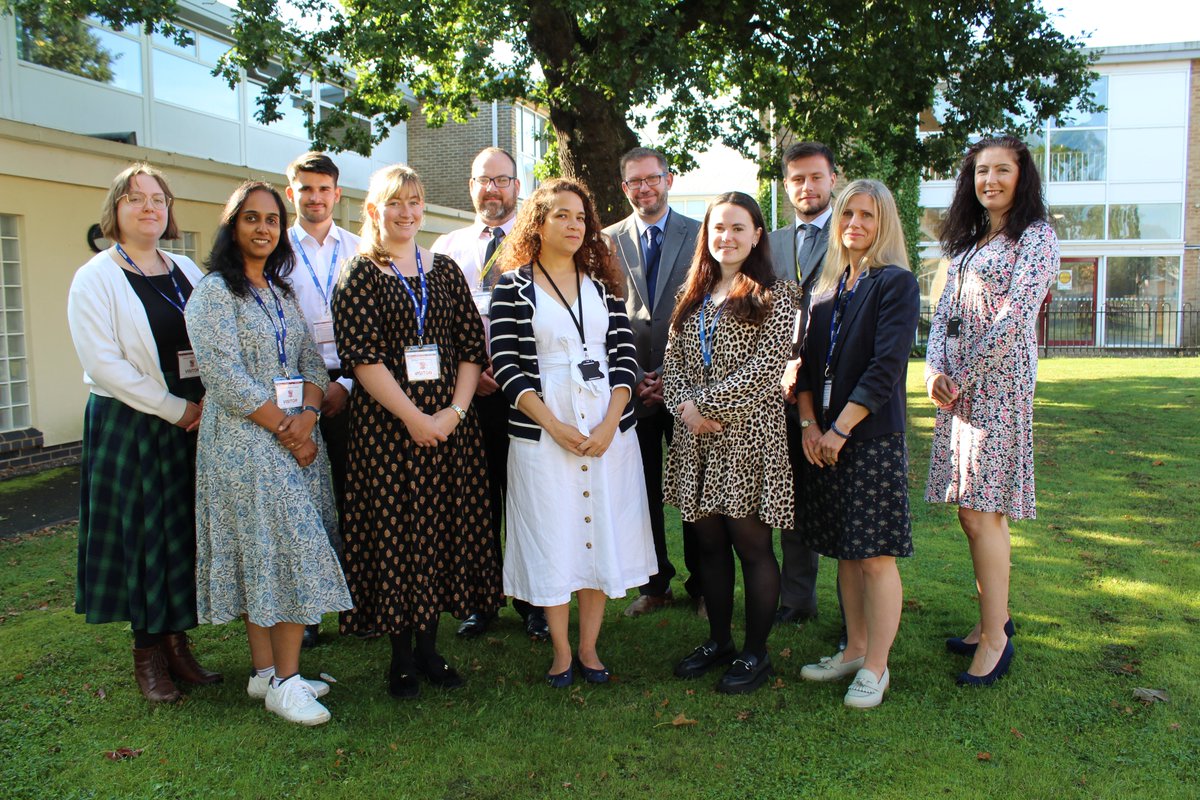 Our '23 entry trainees were welcomed by @studleyhigh  for their first professional studies session last Friday: 'Developing a teacher's toolkit'. Welcome class of 2024! @education_uw @getintoteaching #pgce #ourfutureteachers