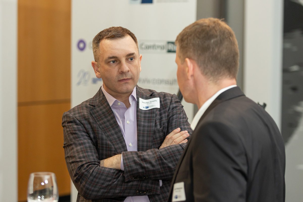 On September 14th, a significant offline event, the Back-to-Business-Reception, took place in Kyiv. This event served as an introduction of the AHK Ukraine community to the new German representative in our country.

More details 👉 cutt.ly/9wcE55Bm