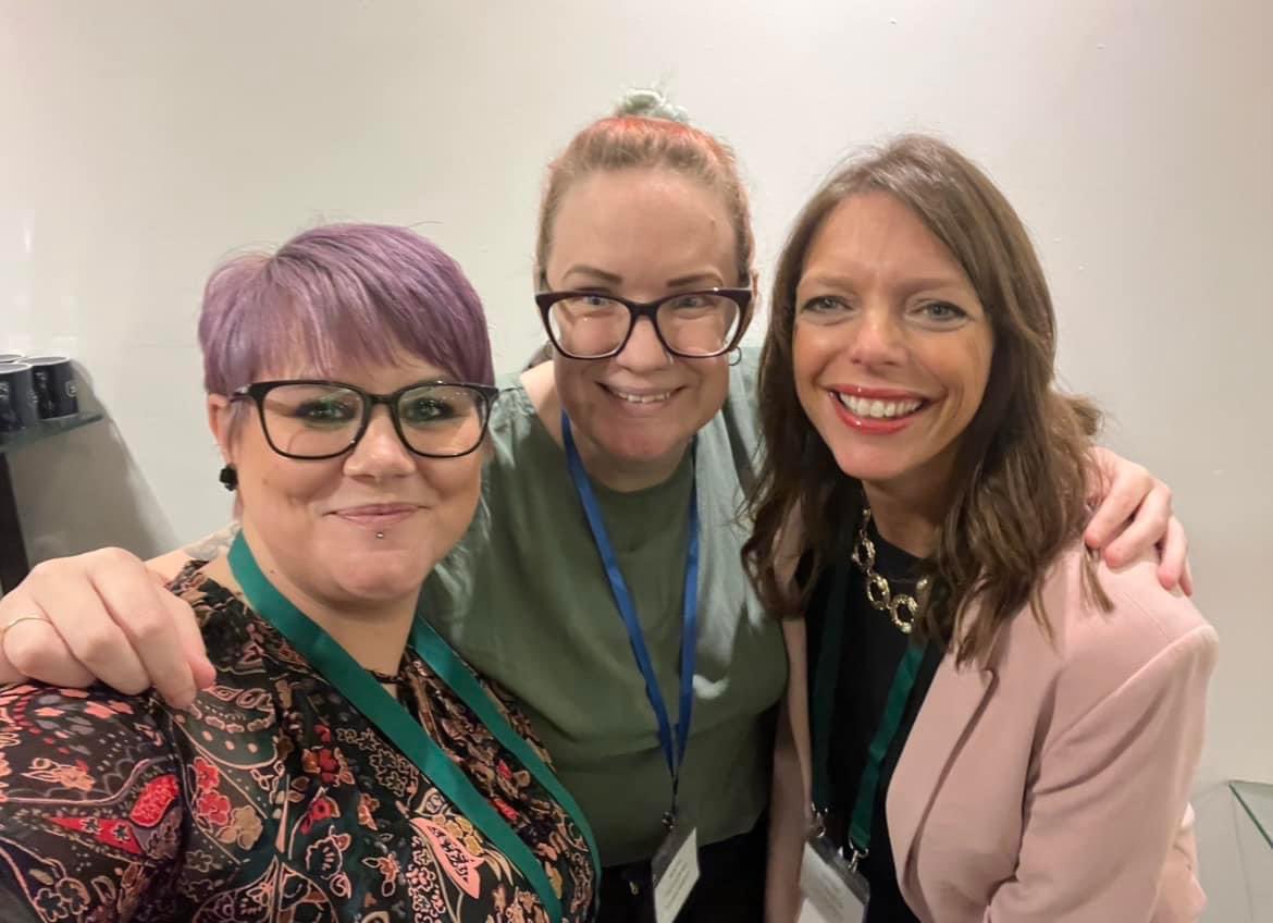 Sally Insley tweet media