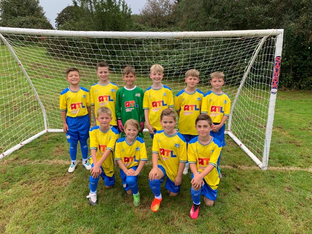 We are so proud to sponsor the Goals Soccer School Under 9s team this season! 📷📷📷

They look amazing in their ATL sponsored kit! 📷📷

Good luck this season - We will be cheering you on! 📷📷
#football #sponsored #sponsorship #trophy #footballer #goals  #plymouth #under9s