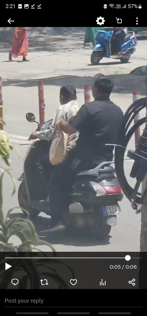 Abhay5599's tweet photo. @blrcitytraffic @BlrCityPolice @btppubliceye @blrcitytraffic @BlrCityPolice @CPBlr @btppubliceye continuation https://t.co/EtqXjqTWsZ