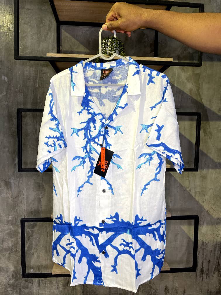 kasaiclothing__'s tweet image. The pictures don’t even do the shirts Justice.
The green stern was 17k now 14k 
Frames 2,3 and 4 was 16k now 13k
Available in sizes M to 2XL.
Please send a DM to purchase.
#pagesbydamicommerce #flutterwave 
Pls RT