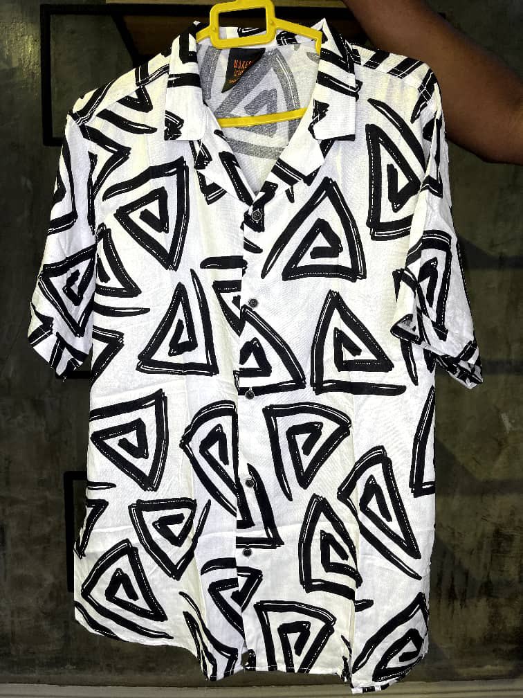 kasaiclothing__'s tweet image. The pictures don’t even do the shirts Justice.
The green stern was 17k now 14k 
Frames 2,3 and 4 was 16k now 13k
Available in sizes M to 2XL.
Please send a DM to purchase.
#pagesbydamicommerce #flutterwave 
Pls RT