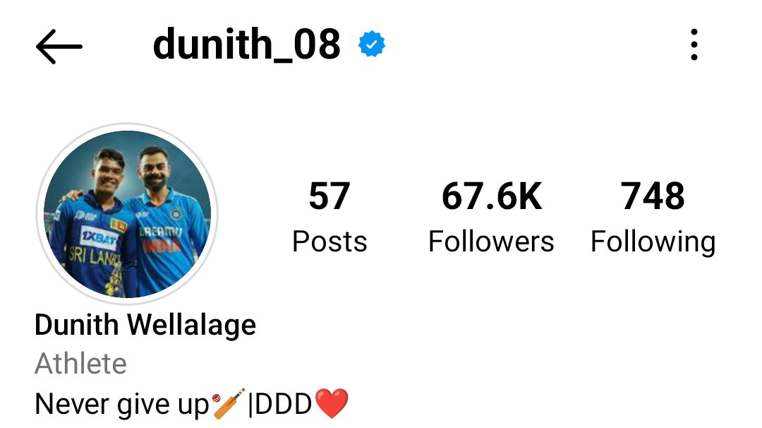 @wellalage01 has Changed his Dp with the DP of virat and him 🤩
True Fanboy of #ViratKohli 🔥
#wellalage #SLvIND