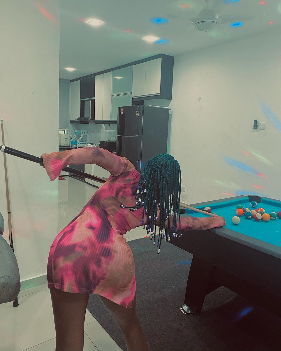 DidYouSeeThis12's tweet image. I Want some one to teach me this game bambi #PowerOfSmart  #POOL