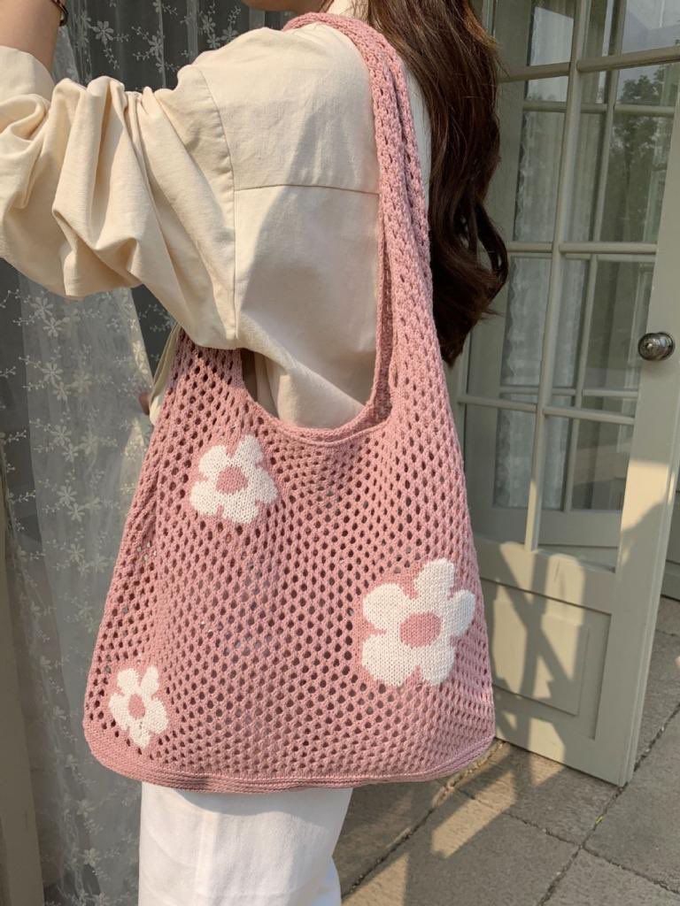 walerles's tweet photo. Pim shopping bag 290ส่งฟรี มี 6 สี ฟ้า เทา ช���พู กากี เขียว ส้ม รุ่นนี้แถมพวงกุญแจดอกไม้ทุกออเดอร์น้า💐

กระเป๋าไหมพรมถัก ลายดอกไม้ ใช้เป็นถุงช็อปปิ้งได้ นางน่ารักมากกก
**มีพวงกุญแจดอกไม้สีเขียวแถมให้

#กระเป๋าผู้หญิง #กระเป๋า #กระเป๋าสะพายไหล่ผู้หญิง #กระเป๋าผ้าราคาถูก https://t.co/Uf7QEO4owa