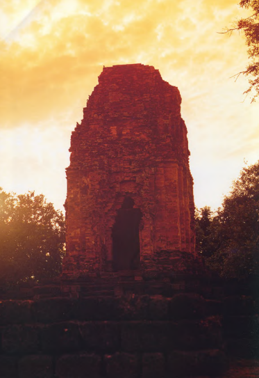 NLThailand_PR's tweet photo. ผู้สนใจที่ต้องการเรียนรู้เรื่องราวของ #เมืองโบราณศรีเทพ เพิ่มเติม สามารถเข้าไปอ่านและดาวน์โหลดหนังสือ เรื่อง "#อุทยานประวัติศาสตร์ศรีเทพ" จากห้องสมุดดิจิทัล #DLibrary ของ #หอสมุดแห่งชาติ ได้ที่ https://t.co/BpQWgdxK5r https://t.co/tD5hC4E71Y