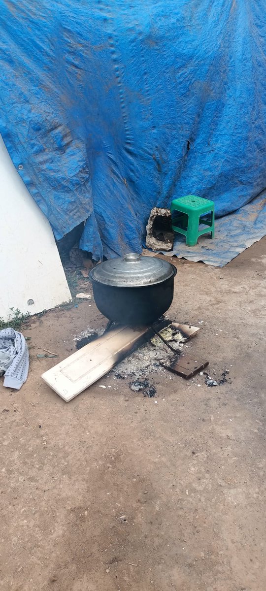 Cömertlik ve yardım etmede akarsu gibi ol.
Şefkat ve merhamet'de güneş gibi ol.demiş Hz Mevlana Birlik Beraberlik Federasyonu'muz bugünde ihtiyaç sahibi iki Aileye ulaşıp bir nebze de olsa hayır seven kardeşlerimizin emanetlerini yerlerine ulaştırdık.Allah razı olsun.