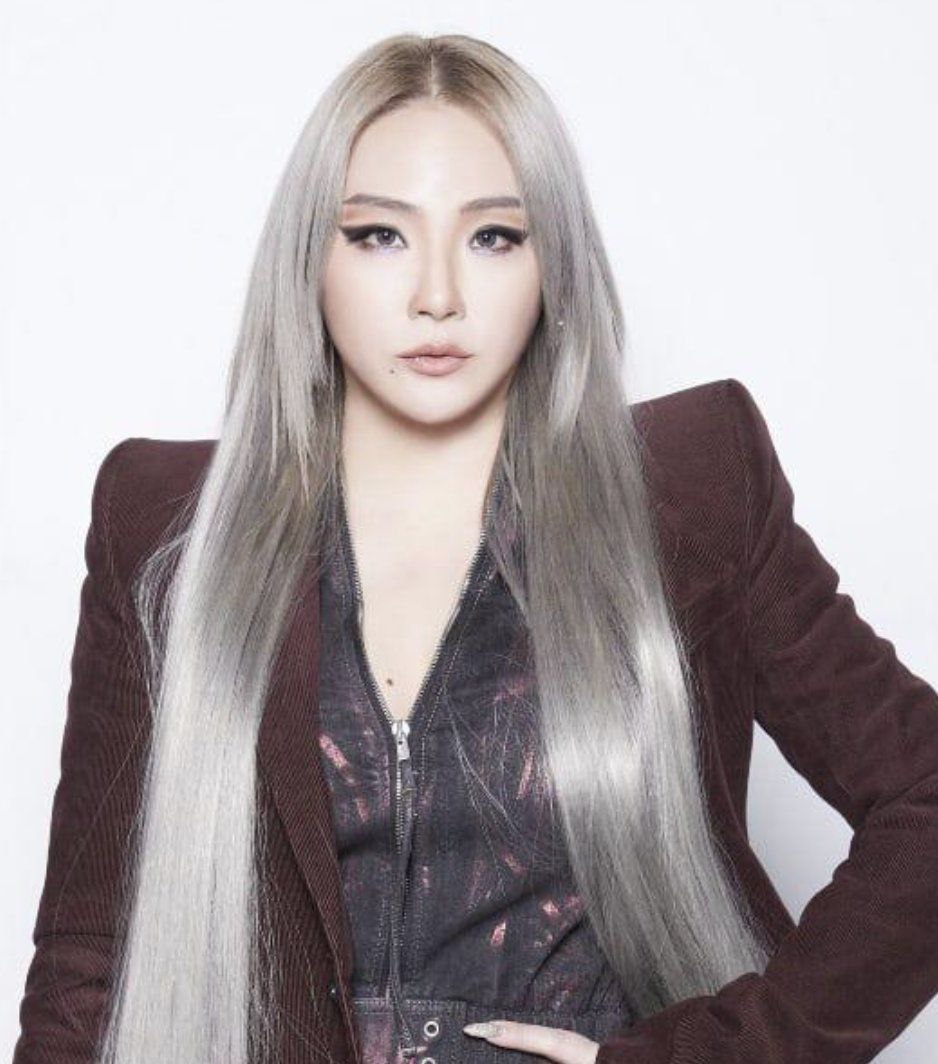 BTSH0PE's tweet image. CL (former 2NE1) expressed her pride about BTS entering Billboard Hot 100. 

"I was really happy when I saw BTS’s record. There was no Asian pop star in my childhood memory. [..] I thought it would be nice to have someone who can represent us.”

BTS PAVED THE WAY