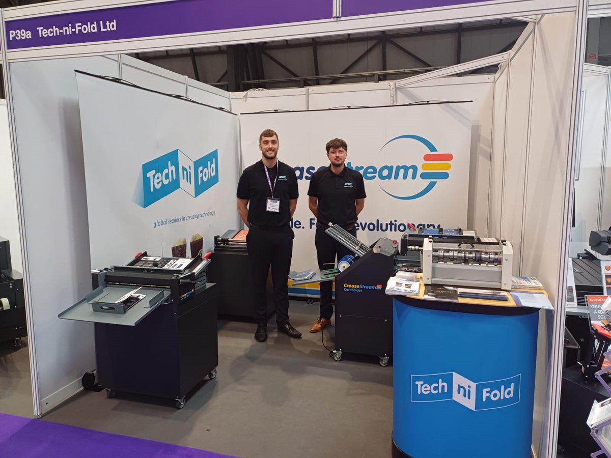 Team Tech-ni-Fold and CreaseStream ready to go at The Print Show. Come find us on stand P39A #TPS2023