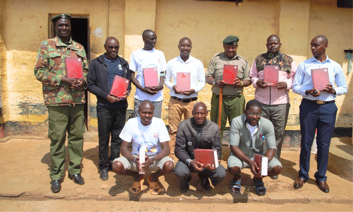 ScottUni's tweet photo. We spent a meaningful day at Machakos Men's Prison today, where we were warmly welcomed by the Education Program Coordinator and Fred Katela. Witnessed a beautiful moment as fully sponsored students received Bibles from the School of Theology, presented by the school administrato https://t.co/8aD1y5zXP0