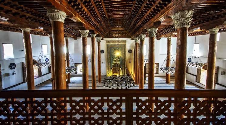 mansuryavas06's tweet photo. İki sevindirici haber art arda. Gordion Antik Kenti'nin ardından Aslanhane Camii de UNESCO Dünya Mirasları'nın arasında.

Ceviz ağacının sütunlarını taşıdığı 800 yıllık tarihi camimiz, Başkentimizin tarih ve turizm atılımı ile birlikte kentimizin kalkınmasında önemli rol oynayacak.