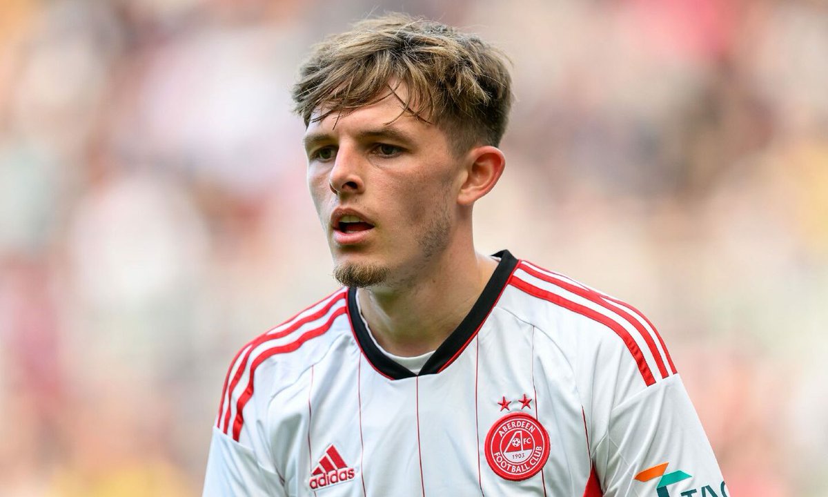 ee_sport's tweet photo. Aberdeen have no fear of facing Eintracht Frankfurt, says midfielder Leighton Clarkson https://t.co/lbibt7Hw9W https://t.co/899olx0cIW