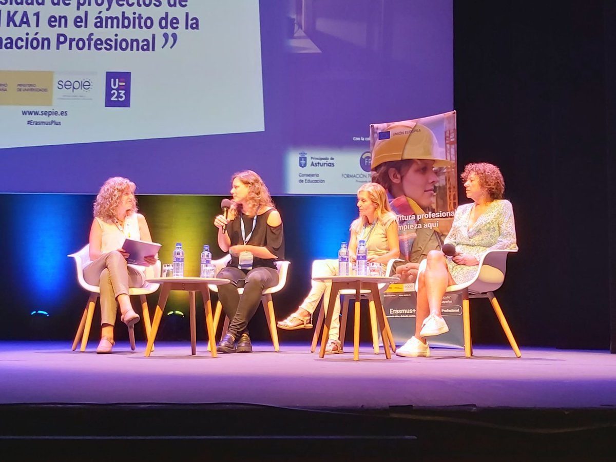 sepiegob's tweet photo. La diversidad de proyectos de movilidad KA1 en el ámbito de la Formación Profesional. 

🔹Cristina Liñero Azcárate, @lalaboralcifp.

🔹 Carmen Herrero Pardo, @AjuntAlzira.

🔹 Blanca Samper Juárez, @cmarcosredondo. https://t.co/3qsVcbi8VK